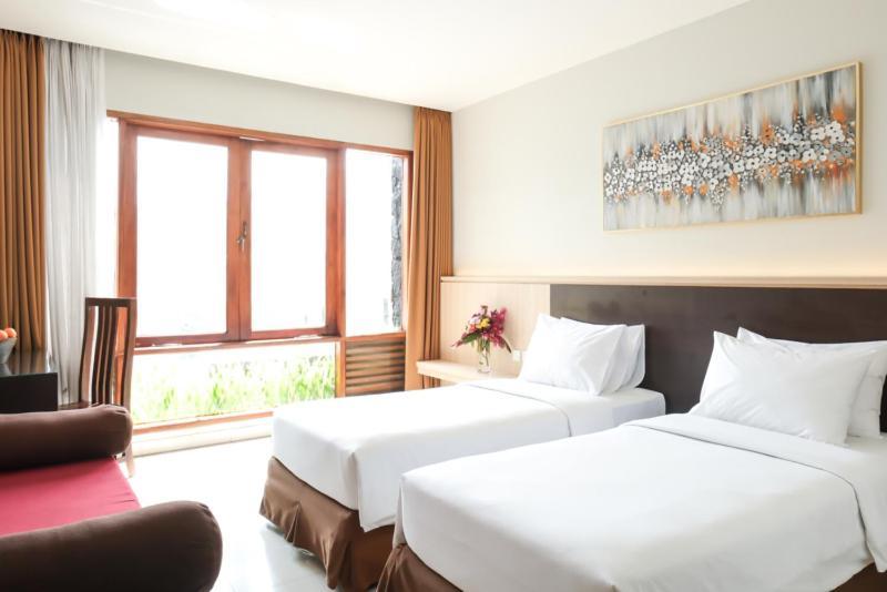 The Grand Hill Resort-hotel 4*